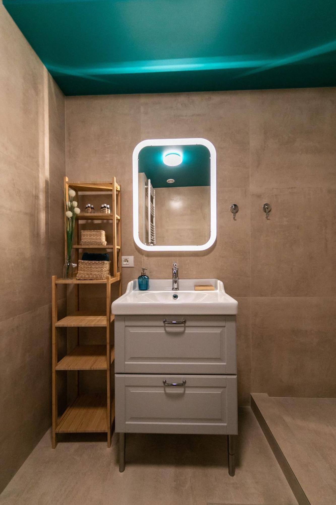 Blue Shadow - Moxa Home - New Building 布加勒斯特 外观 照片